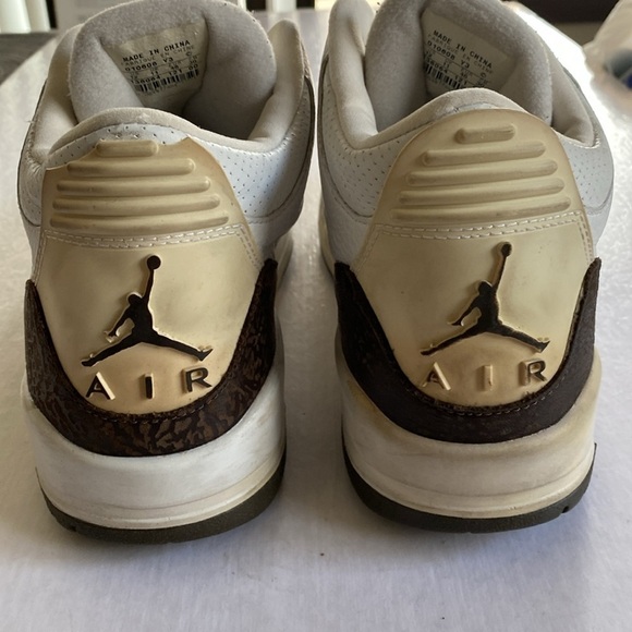 NIKE Air Jordan 3 Retro OG White / Dark Mocha #136064-121 Vintage 2001 Shoes 12 main image 4